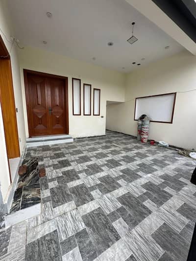 10 Marla Owner Build Brand New House For Sale