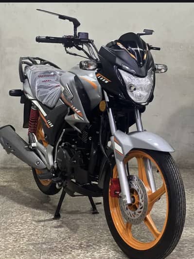 HONDA CB150F (brand new condition) special edition