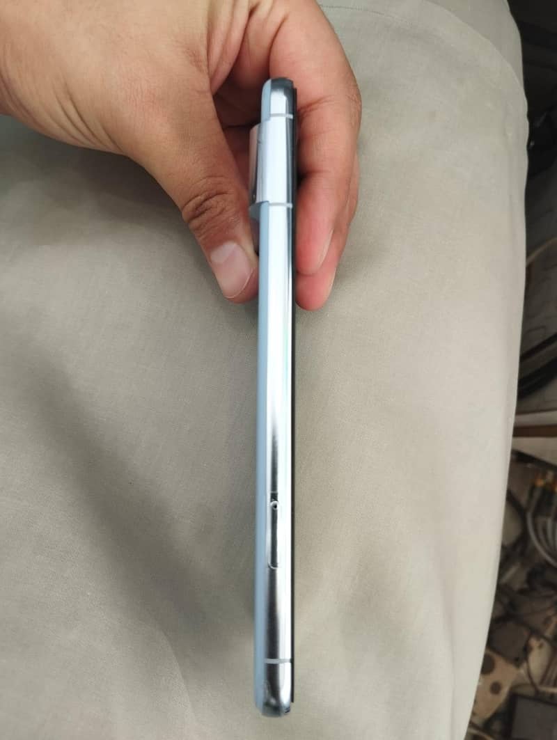 Google Pixel 8 Pro 3