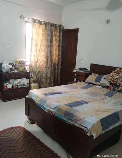 Sale flat 3bed. d. d 2nd Alladin park to toyata Eastern motors Rashid minhas raod