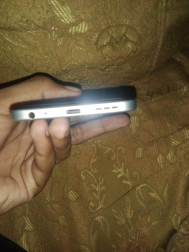 tecno spark 40 6/128 6
