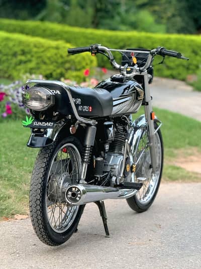 Honda 125 22 model Islamabad Number complete documents double Saman