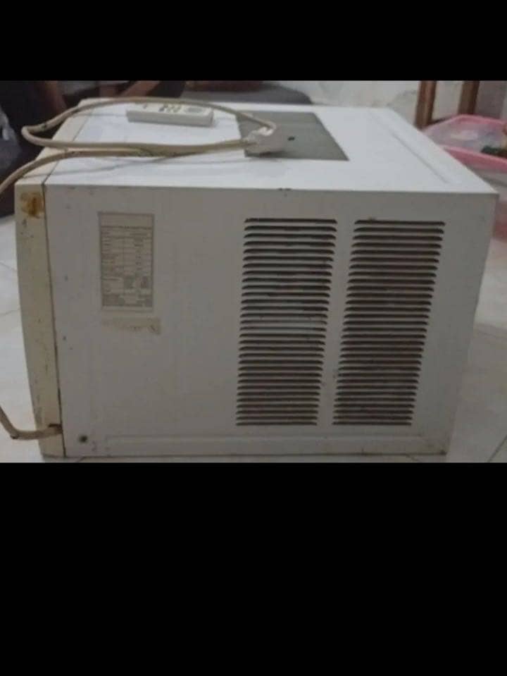 Window AC 0.75 ton 0