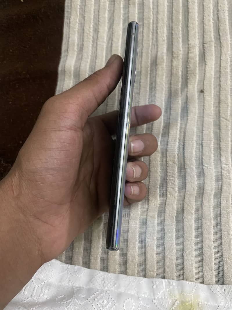 Samsung note 10 plus 4