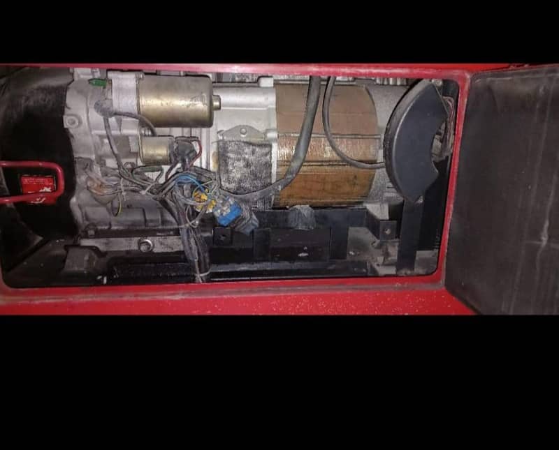 Geneter 8KV 4