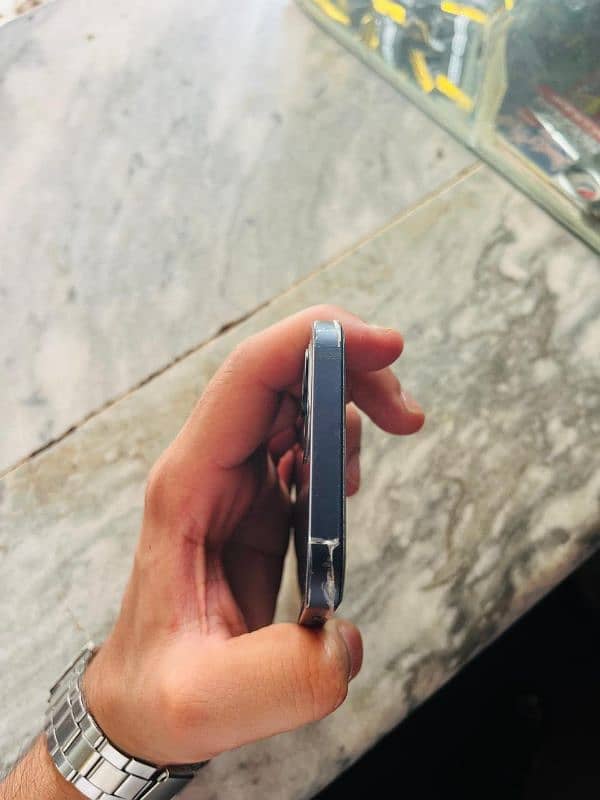 iphone 12 jv 3