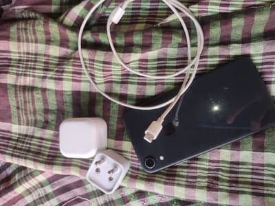 Apple iPhone XR