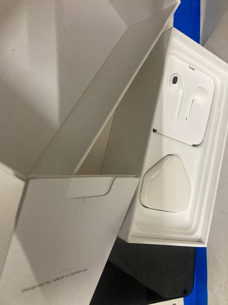 Apple iPhone SE 7