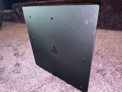 Sony PS4 Slim