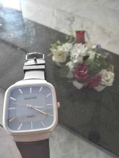 Beautiful Gray Hand Watch