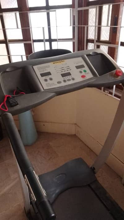 Exercise/Running Machine / TREADMILL (SPORTS ART) NAR 5080