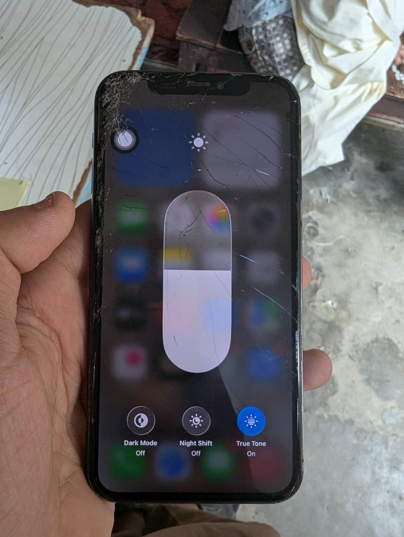 Iphone 11 pro 6