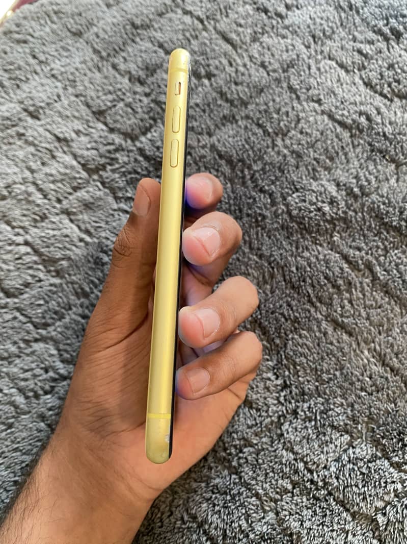 IPHONE 11 1