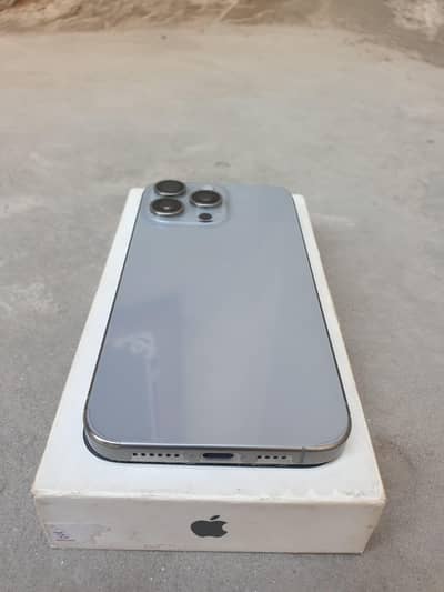 I Phone 15 pro max JV natural titanium