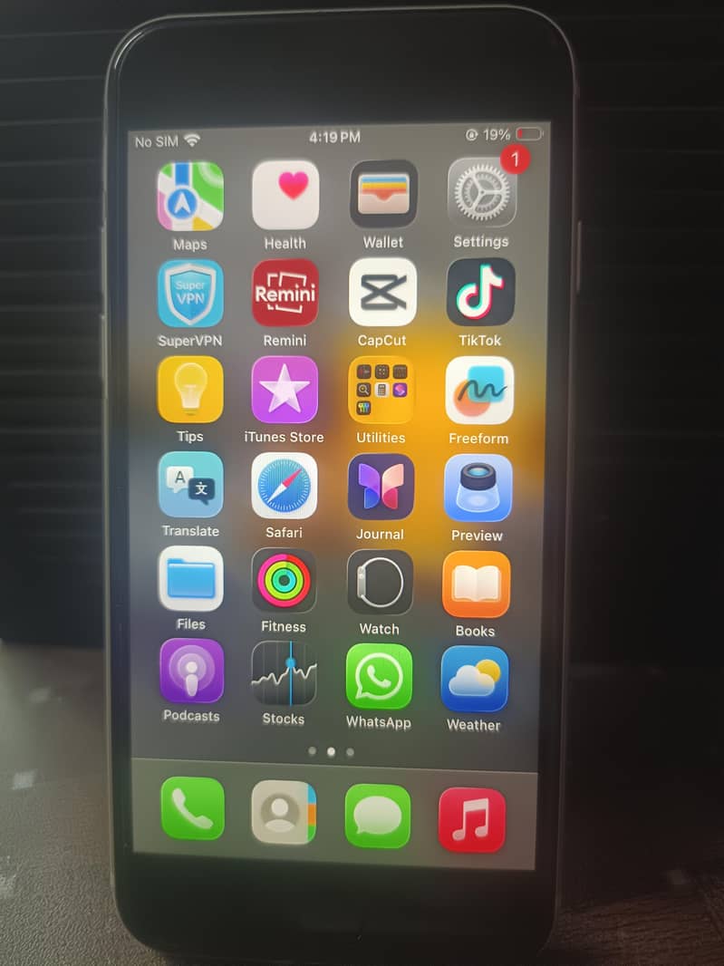iphone Se (3rd generation) 1