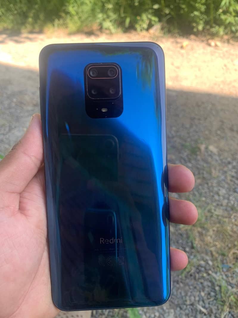 Xiaomi Redmi Note 9S 0