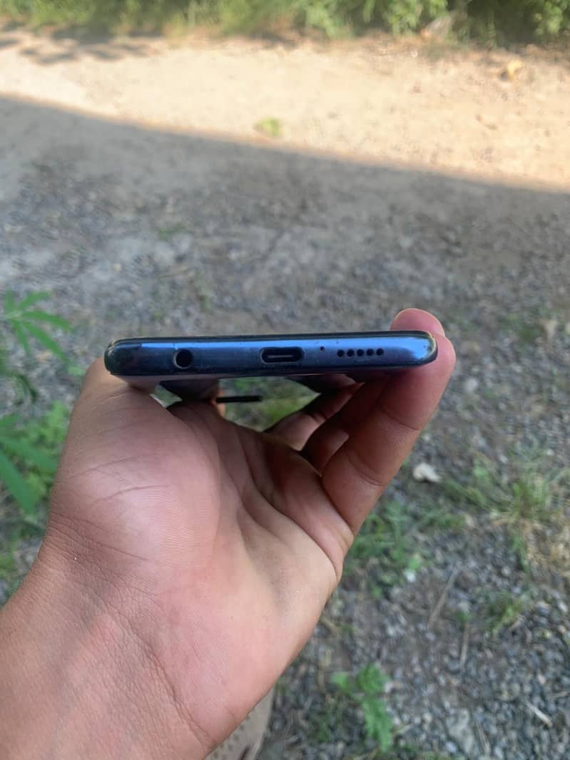 Xiaomi Redmi Note 9S 3
