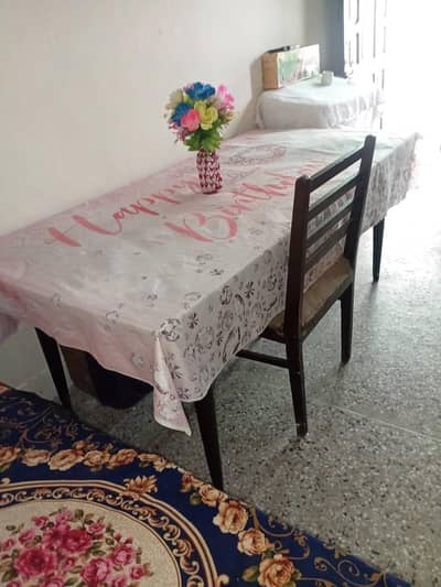 wooden table for Sale