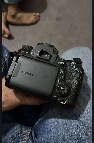 Dslr canon 70D