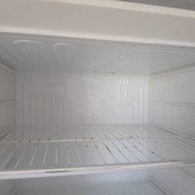 Used Dawlance refrigerator for sle