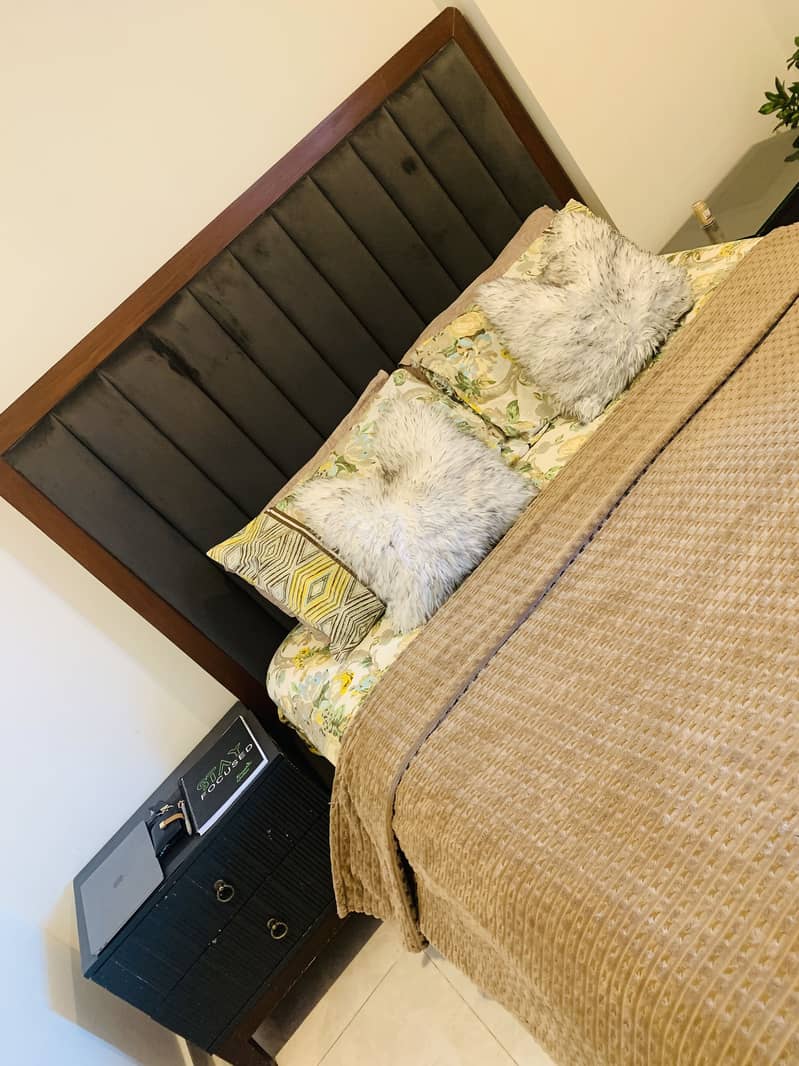 Modern Double bed 3