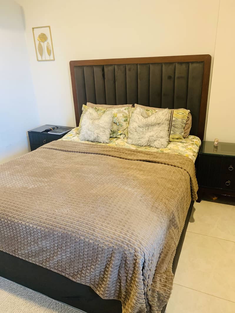 Modern Double bed 5