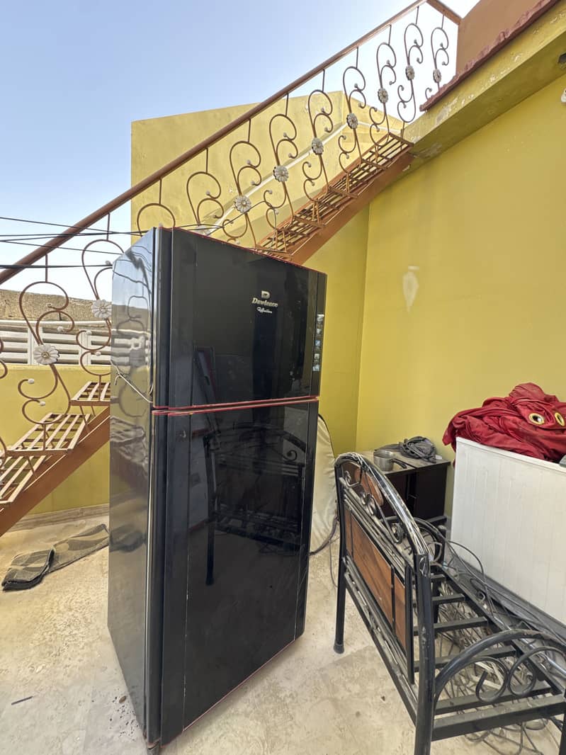 Dawlance Reflection Refrigerator Black Glass Door 0