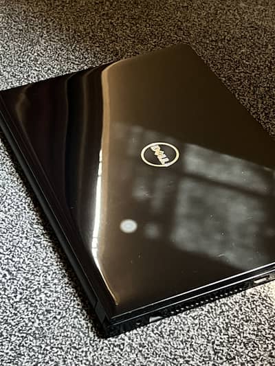 Dell Inspiron i7 6th generation - with AMD Radeon 4GB dedicated card