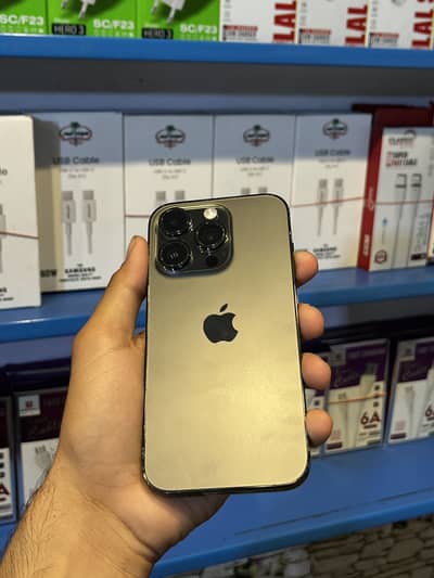 iPhone 14 Pro – Factory Unlocked – Excellent Condition