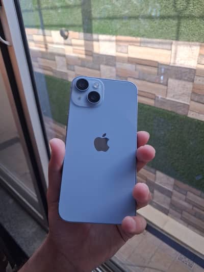 Iphone 14 jv 128gb 97 health under Apple warranty 10/10 condition…!