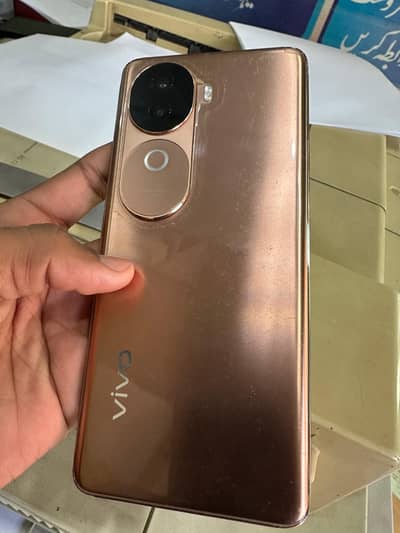 Vivo V40e