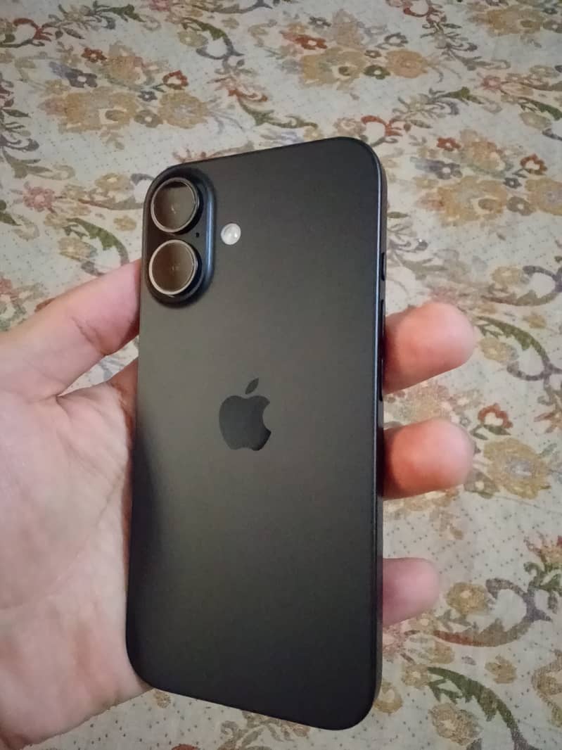 iPhone 16 jv 0