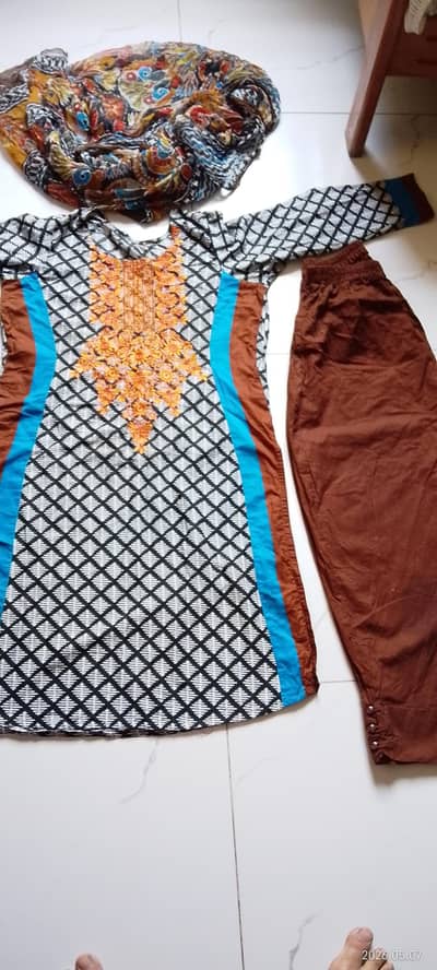dress lawn 10/ 10 condition