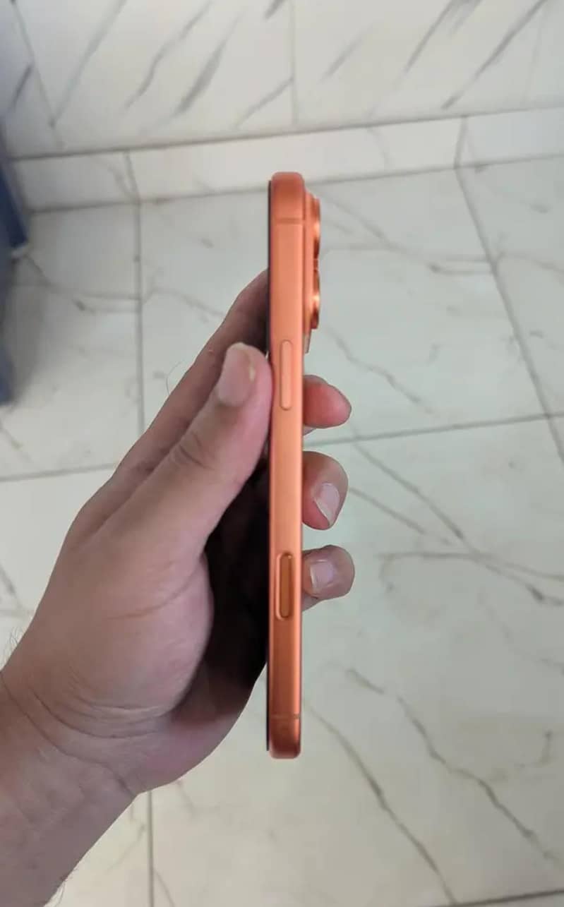 iphone 17 pro max 1