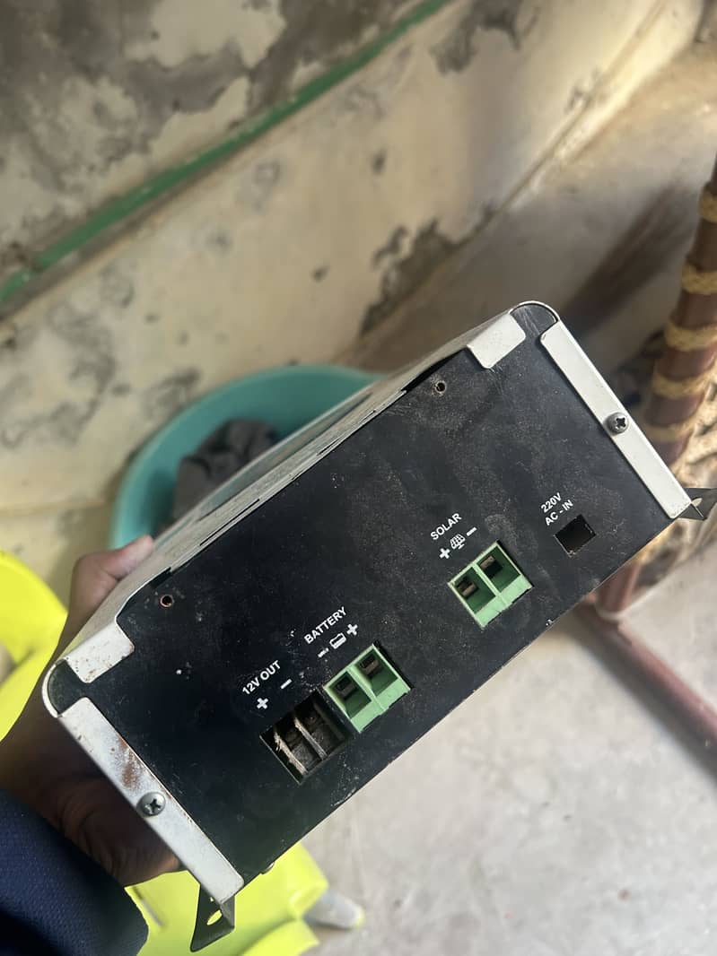 Mppt controoler 70 amphere 5