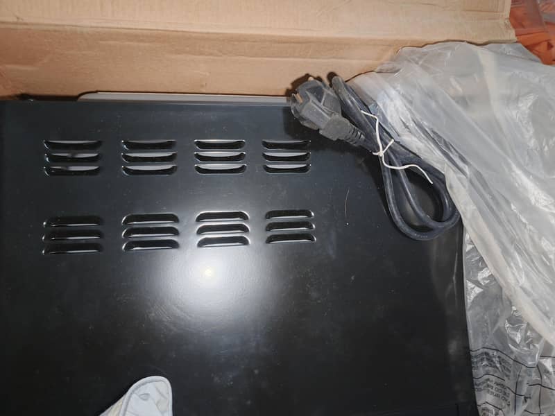 Microwave oven 2