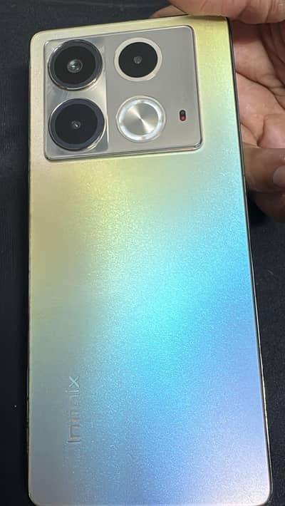 Infinix note 40 pro used 8month only