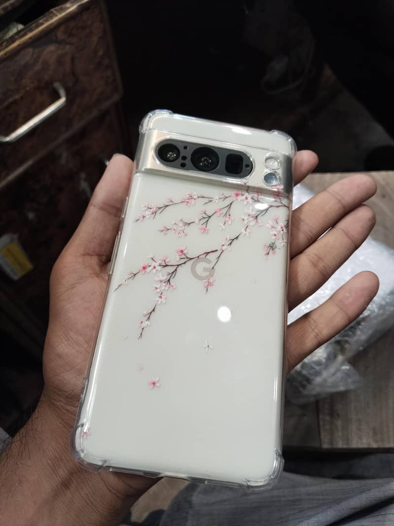 Google pixel 8 Pro 1