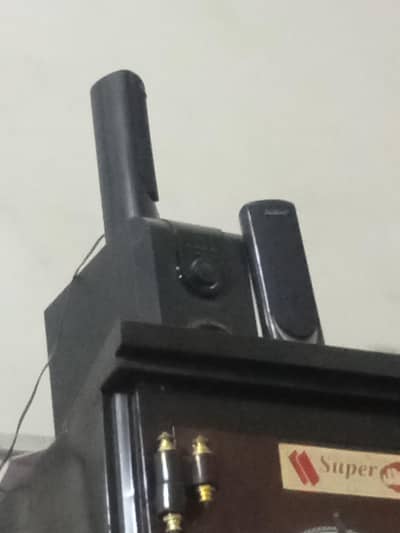 Audionic AD 7000 plus ac dc Bluetooth speaker in good condition
