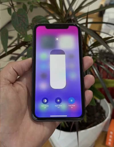iphone 11 64GP NON PTA mdm 10/10 Condition