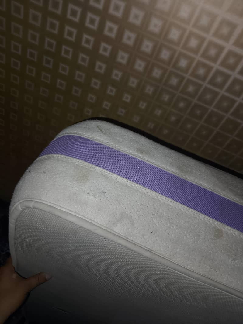 A bed , A Matress  , 2 Sofay , 1 Table . 7