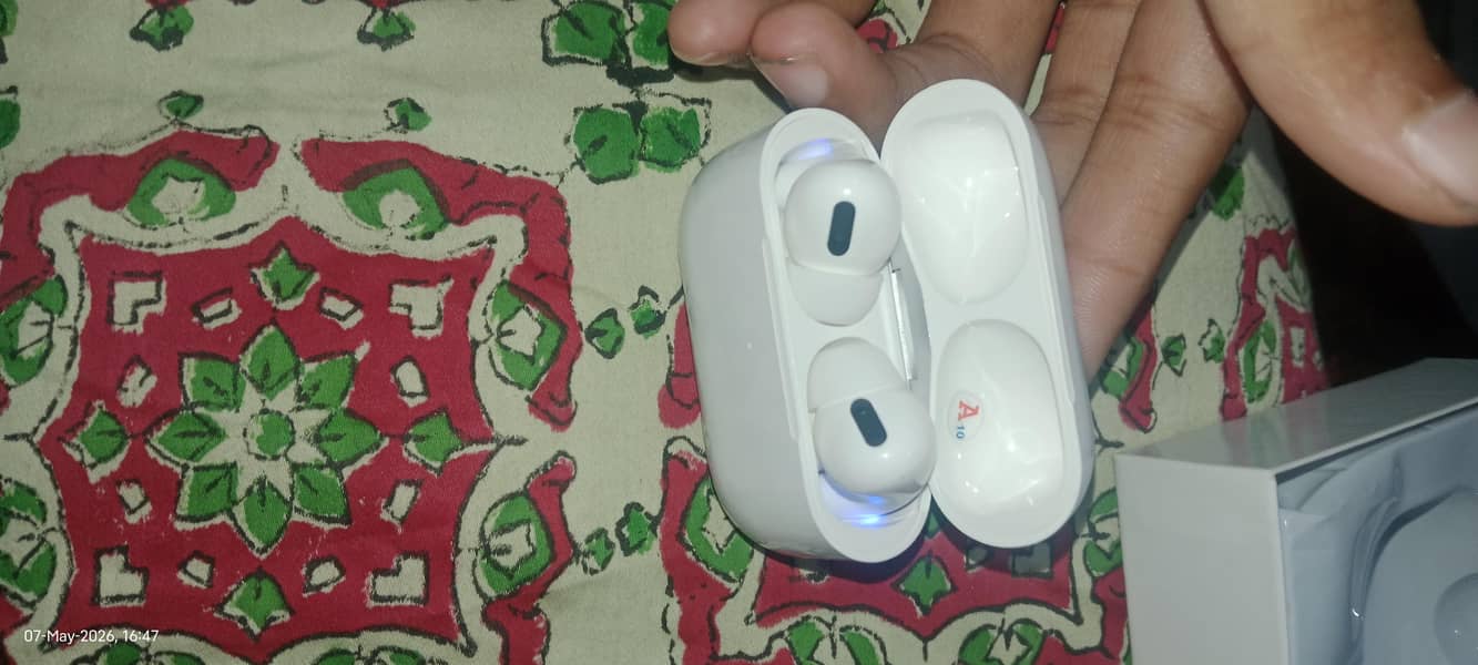 Ear buds pro 2