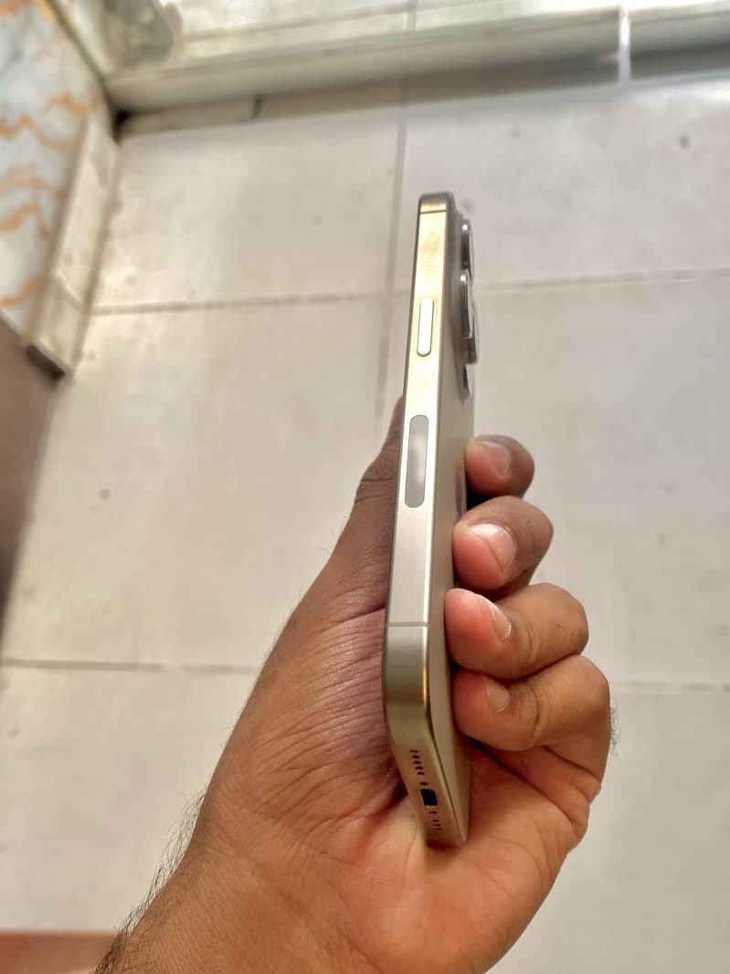 Iphone 15 pro 5