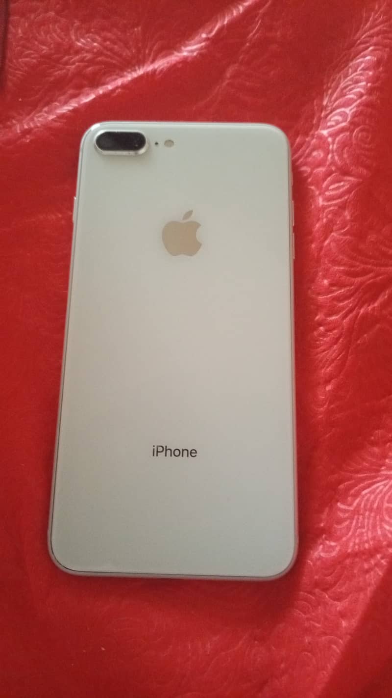 Apple iPhone 8 Plus 2
