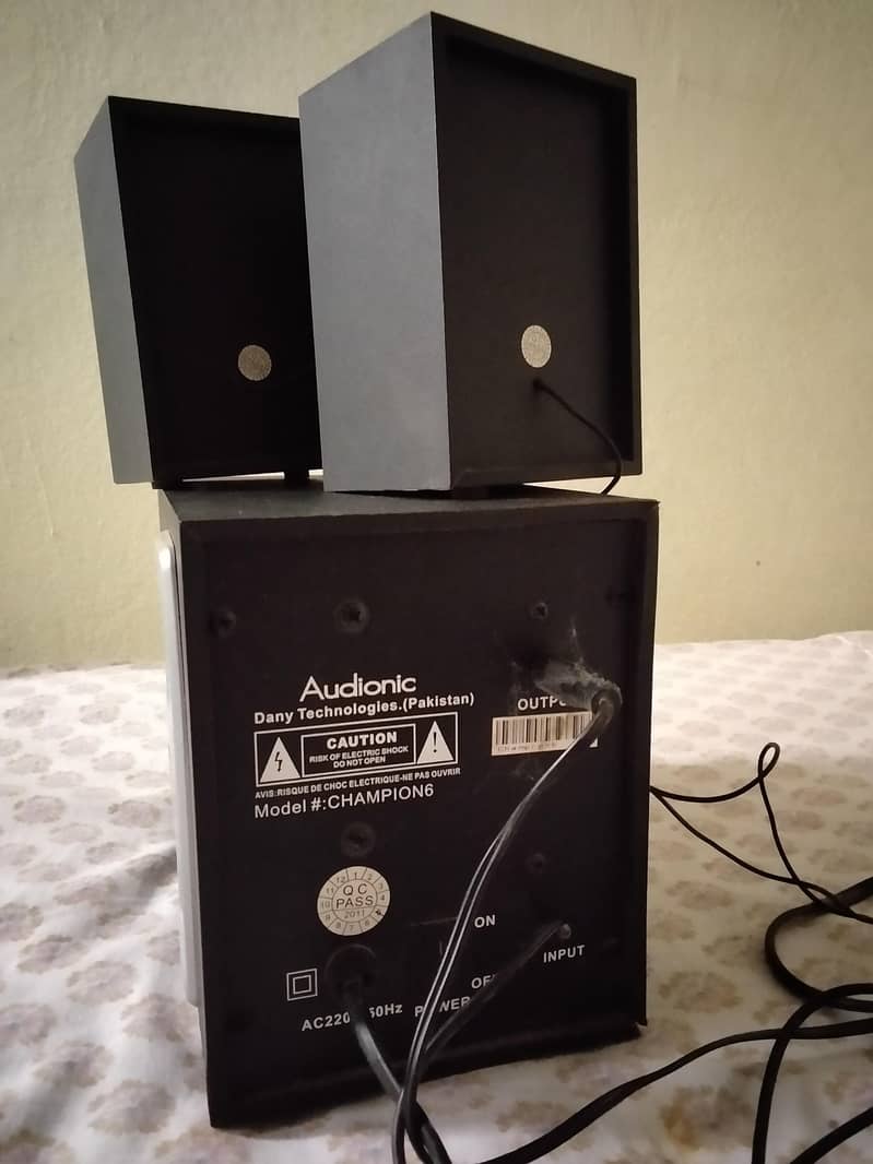 Audionic speakers 4