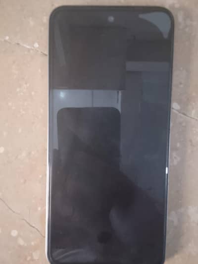 Infinix hot 50i 10/10 condition abhi 4 months hova hn leya hova