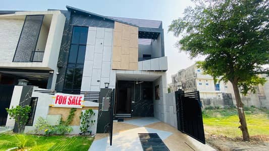 7 MARLA ELEGANT HOUSE FOR SALE AT 50 FEET WIDE ROAD | LAKE CITY LAHORE