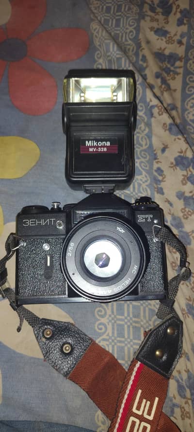 zenit Et with mikona flash