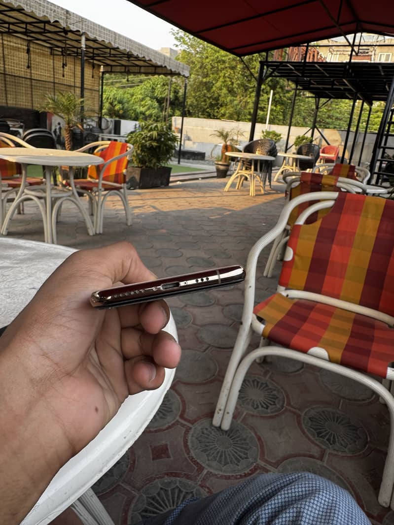 iPhone XS 1