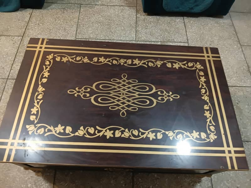 center table 0